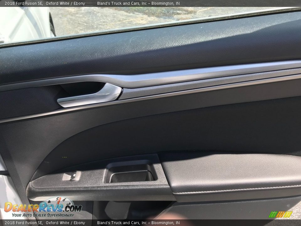 2018 Ford Fusion SE Oxford White / Ebony Photo #27