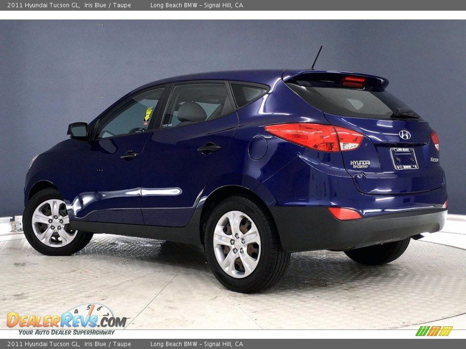 2011 Hyundai Tucson GL Iris Blue / Taupe Photo #10