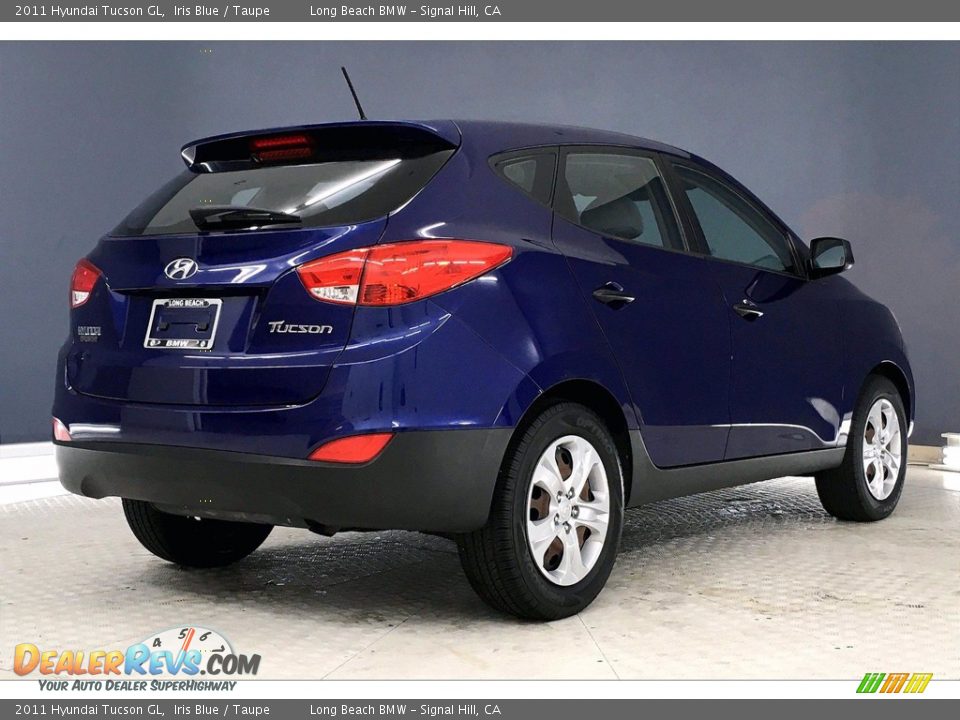 2011 Hyundai Tucson GL Iris Blue / Taupe Photo #13