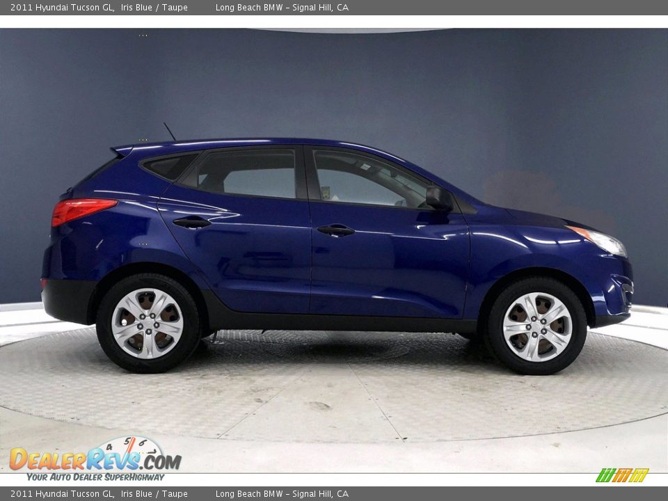 2011 Hyundai Tucson GL Iris Blue / Taupe Photo #14