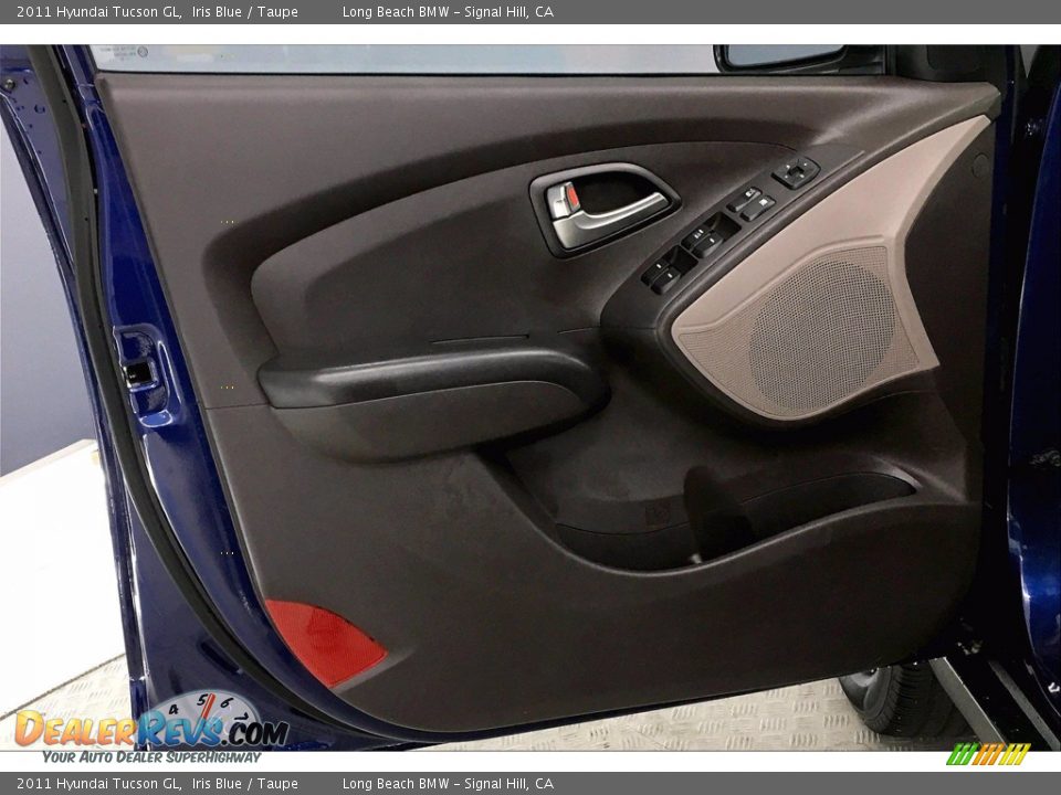 2011 Hyundai Tucson GL Iris Blue / Taupe Photo #23