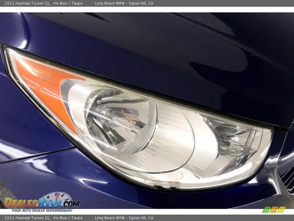 2011 Hyundai Tucson GL Iris Blue / Taupe Photo #26