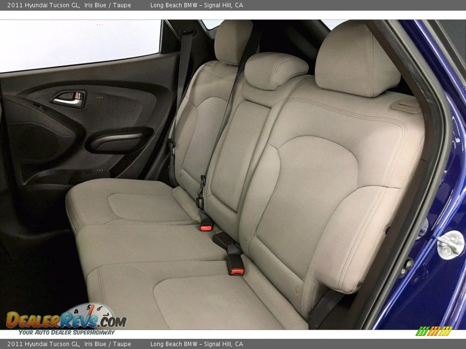 2011 Hyundai Tucson GL Iris Blue / Taupe Photo #30