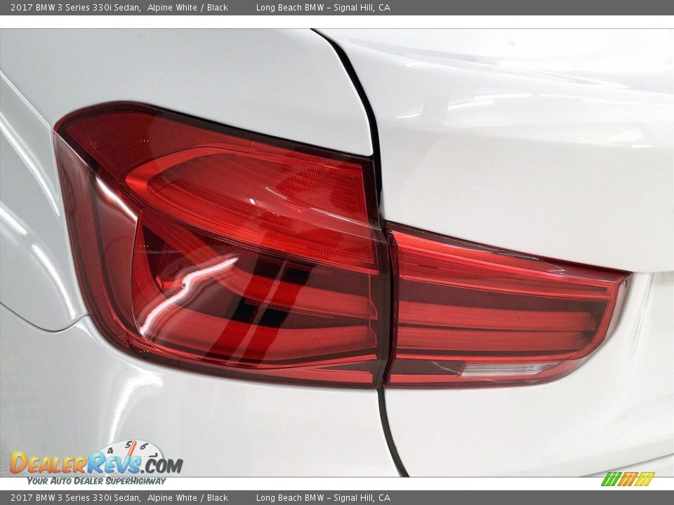 2017 BMW 3 Series 330i Sedan Alpine White / Black Photo #27