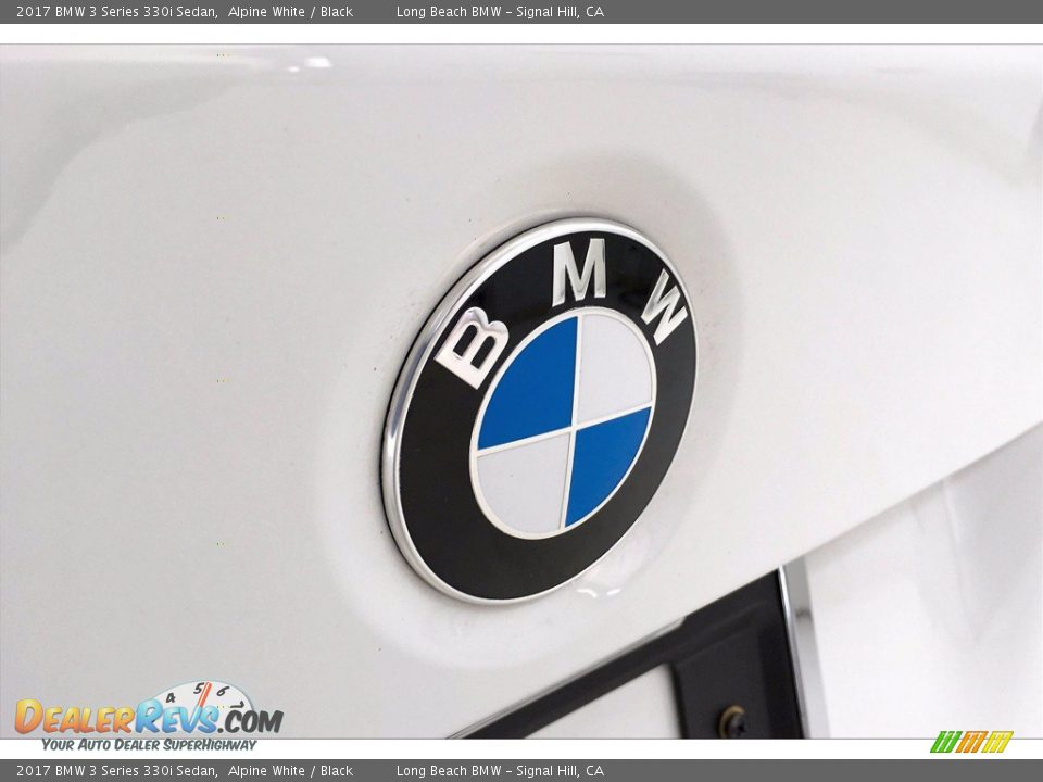 2017 BMW 3 Series 330i Sedan Alpine White / Black Photo #34