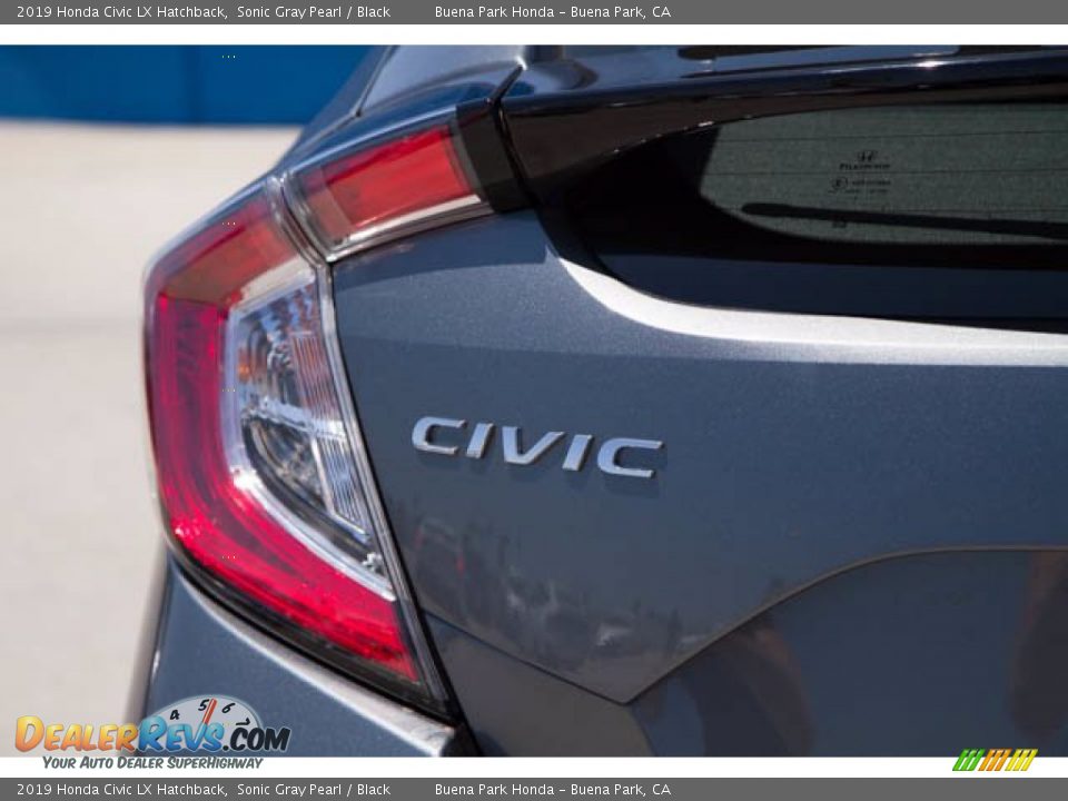 2019 Honda Civic LX Hatchback Sonic Gray Pearl / Black Photo #12