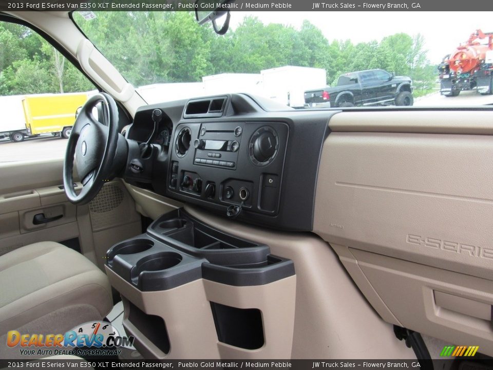 2013 Ford E Series Van E350 XLT Extended Passenger Pueblo Gold Metallic / Medium Pebble Photo #30