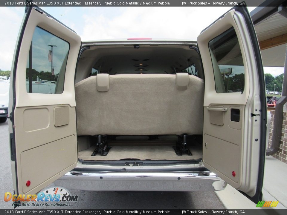 2013 Ford E Series Van E350 XLT Extended Passenger Pueblo Gold Metallic / Medium Pebble Photo #33