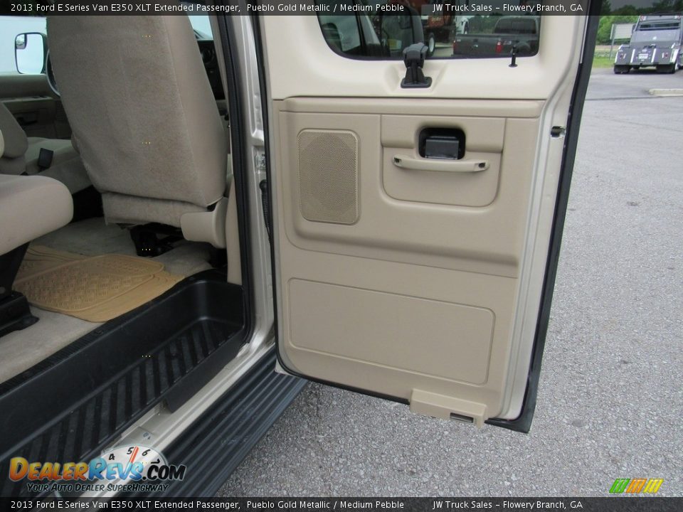 2013 Ford E Series Van E350 XLT Extended Passenger Pueblo Gold Metallic / Medium Pebble Photo #35