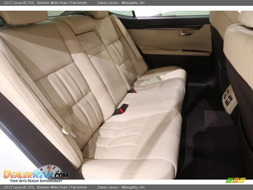 2017 Lexus ES 350 Eminent White Pearl / Parchment Photo #16