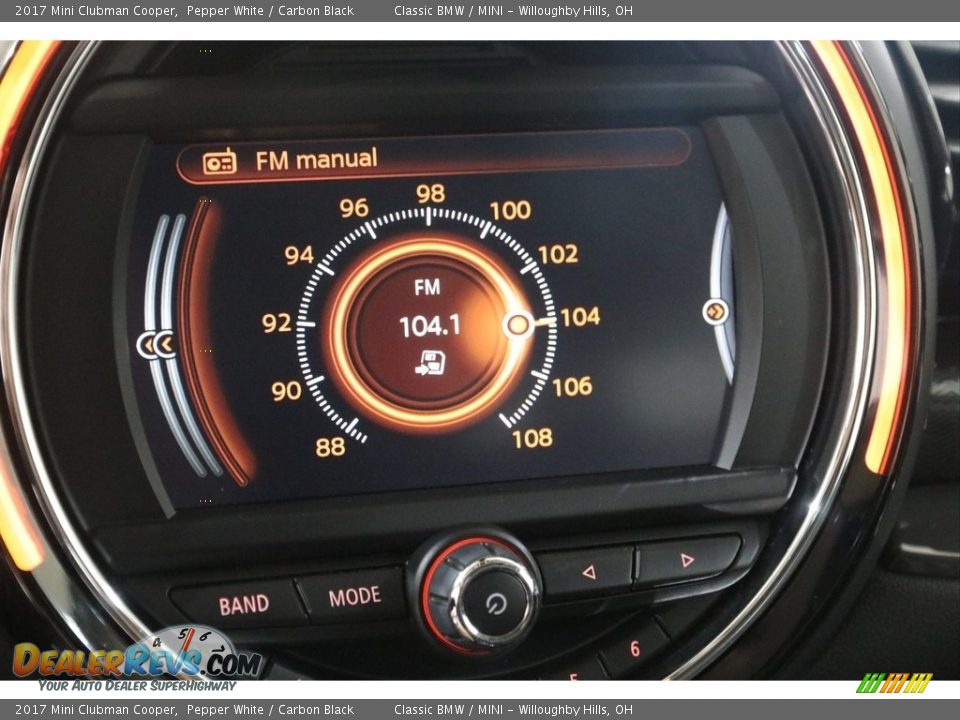 2017 Mini Clubman Cooper Pepper White / Carbon Black Photo #11