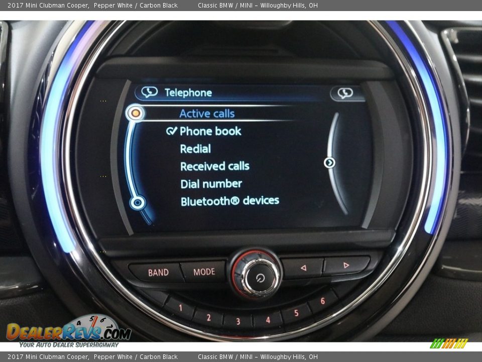 2017 Mini Clubman Cooper Pepper White / Carbon Black Photo #12