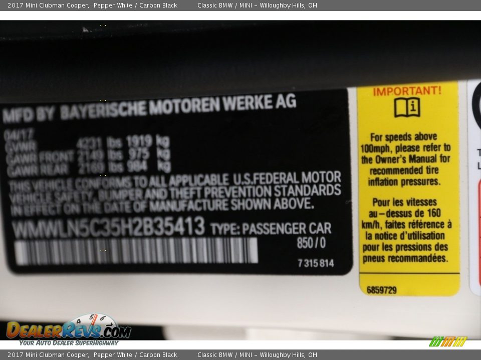 2017 Mini Clubman Cooper Pepper White / Carbon Black Photo #18