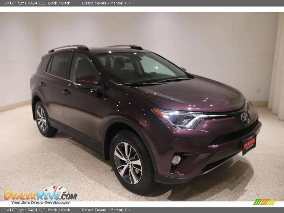 2017 Toyota RAV4 XLE Black / Black Photo #1