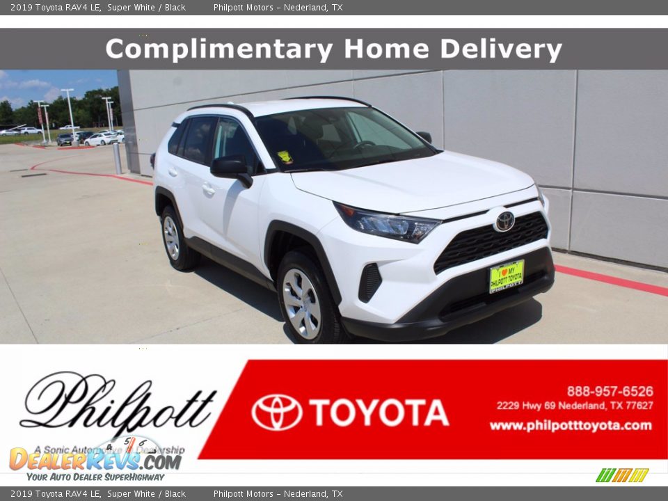 2019 Toyota RAV4 LE Super White / Black Photo #1