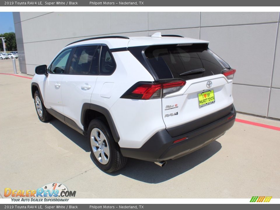 2019 Toyota RAV4 LE Super White / Black Photo #6