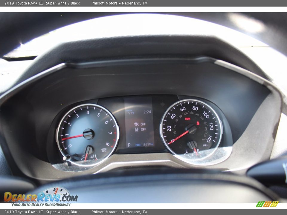 2019 Toyota RAV4 LE Super White / Black Photo #13