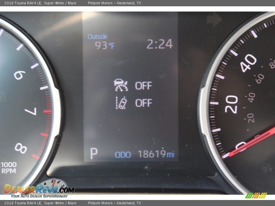 2019 Toyota RAV4 LE Super White / Black Photo #14