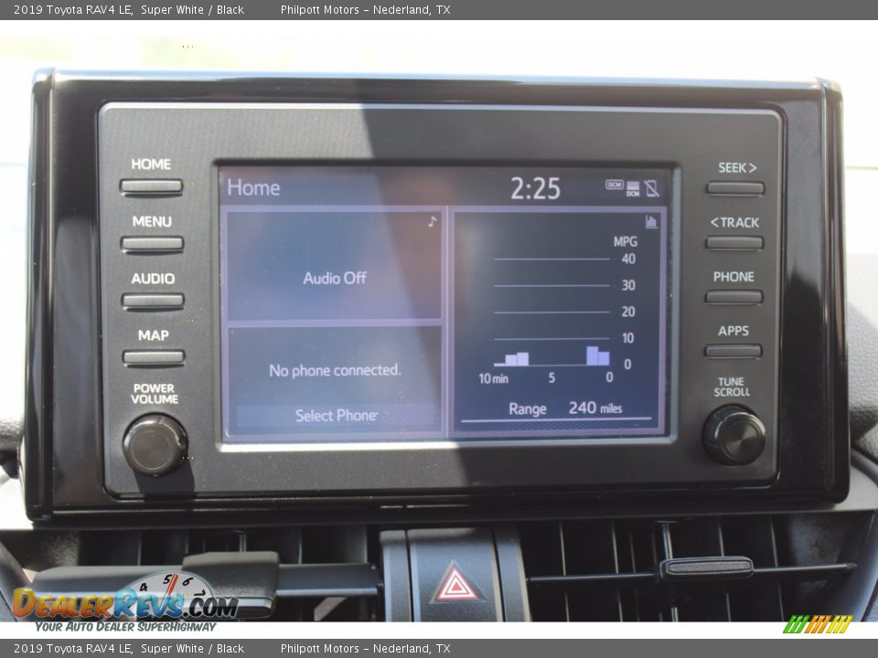 2019 Toyota RAV4 LE Super White / Black Photo #15