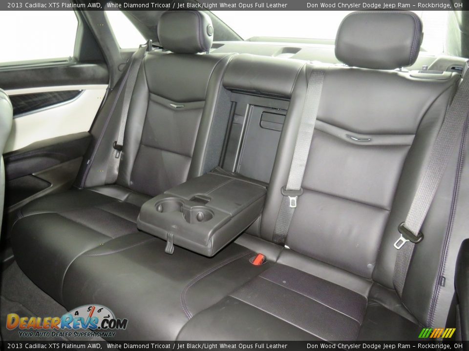2013 Cadillac XTS Platinum AWD White Diamond Tricoat / Jet Black/Light Wheat Opus Full Leather Photo #25