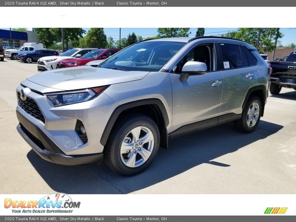 2020 Toyota RAV4 XLE AWD Silver Sky Metallic / Black Photo #1