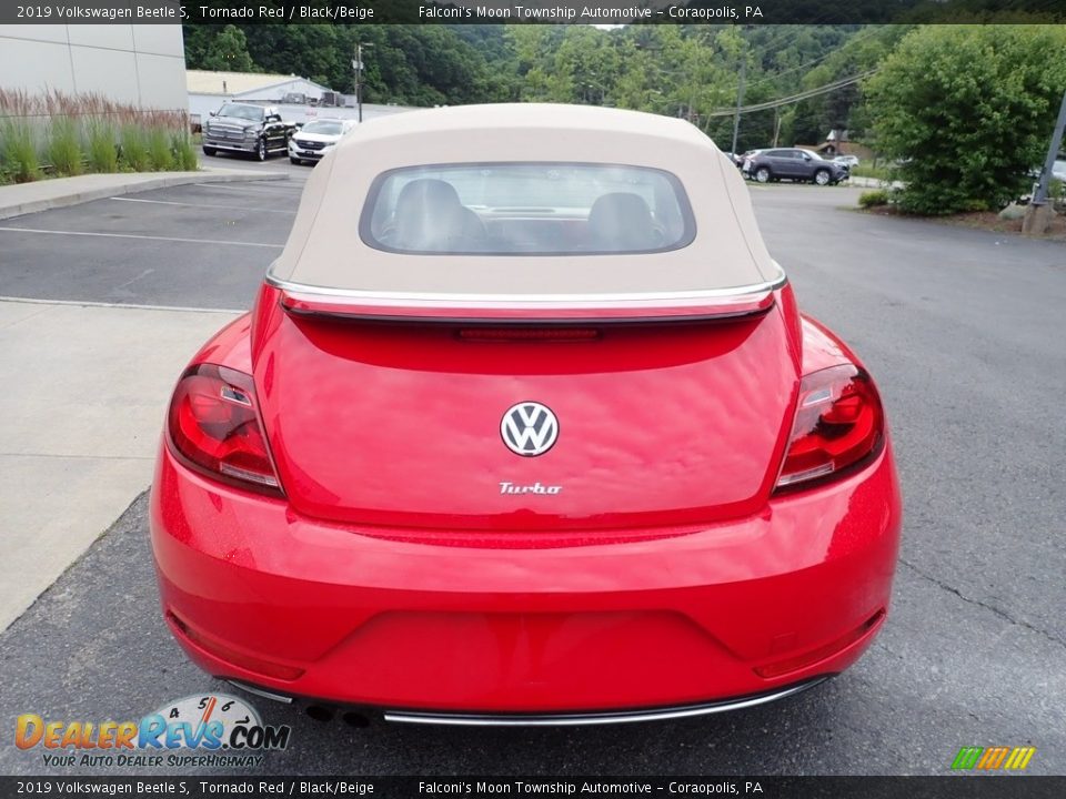 2019 Volkswagen Beetle S Tornado Red / Black/Beige Photo #3