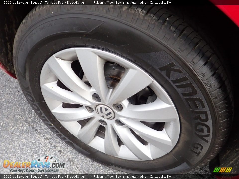 2019 Volkswagen Beetle S Tornado Red / Black/Beige Photo #9