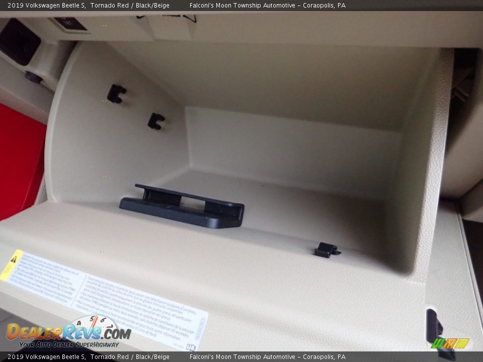 2019 Volkswagen Beetle S Tornado Red / Black/Beige Photo #14