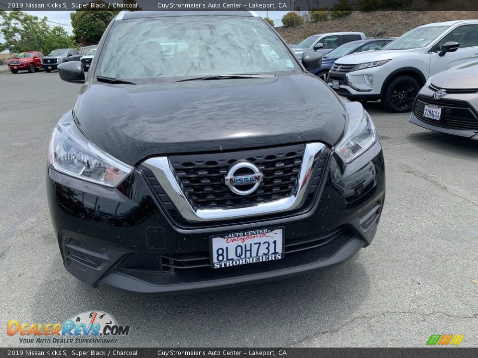 2019 Nissan Kicks S Super Black / Charcoal Photo #4