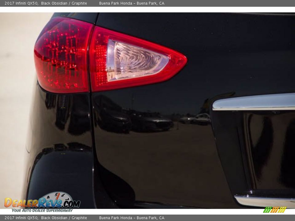 2017 Infiniti QX50 Black Obsidian / Graphite Photo #10