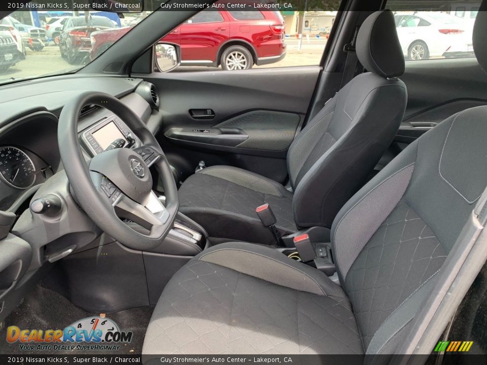 2019 Nissan Kicks S Super Black / Charcoal Photo #10