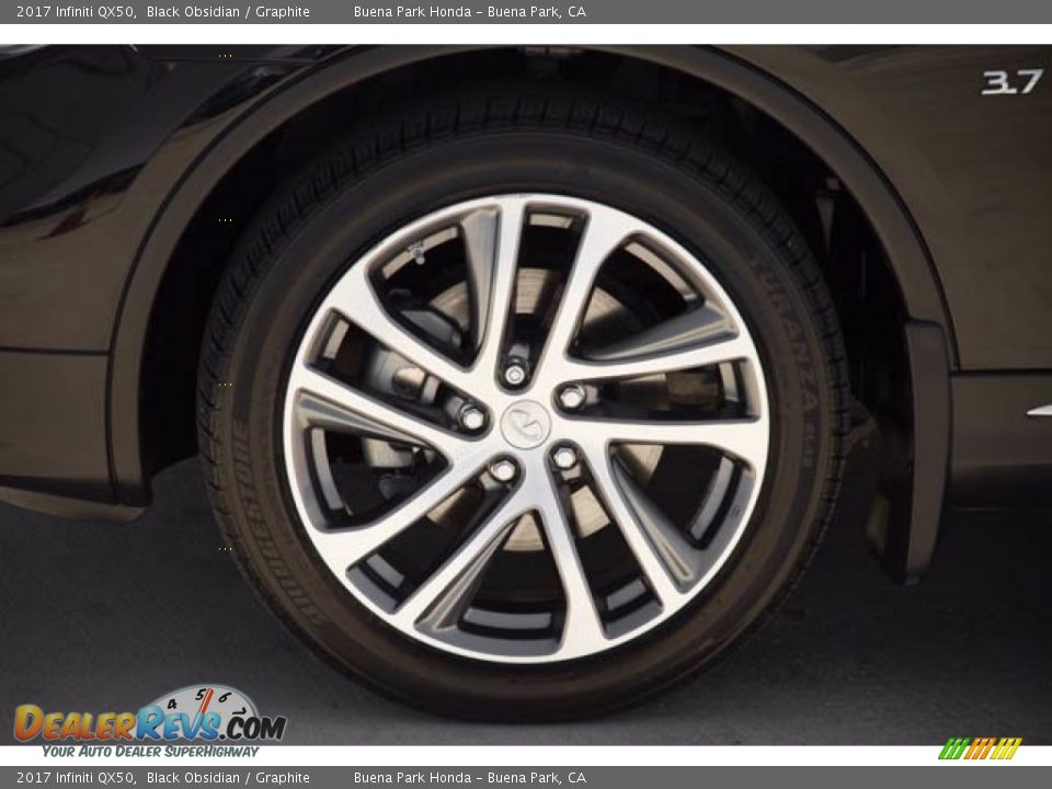 2017 Infiniti QX50  Wheel Photo #36