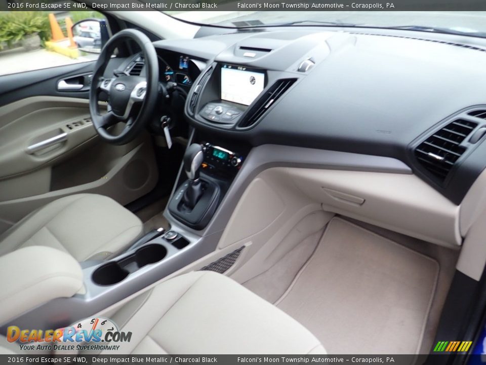 2016 Ford Escape SE 4WD Deep Impact Blue Metallic / Charcoal Black Photo #12