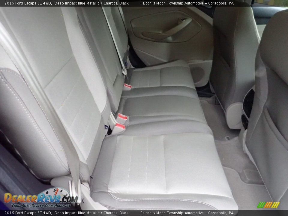 2016 Ford Escape SE 4WD Deep Impact Blue Metallic / Charcoal Black Photo #14
