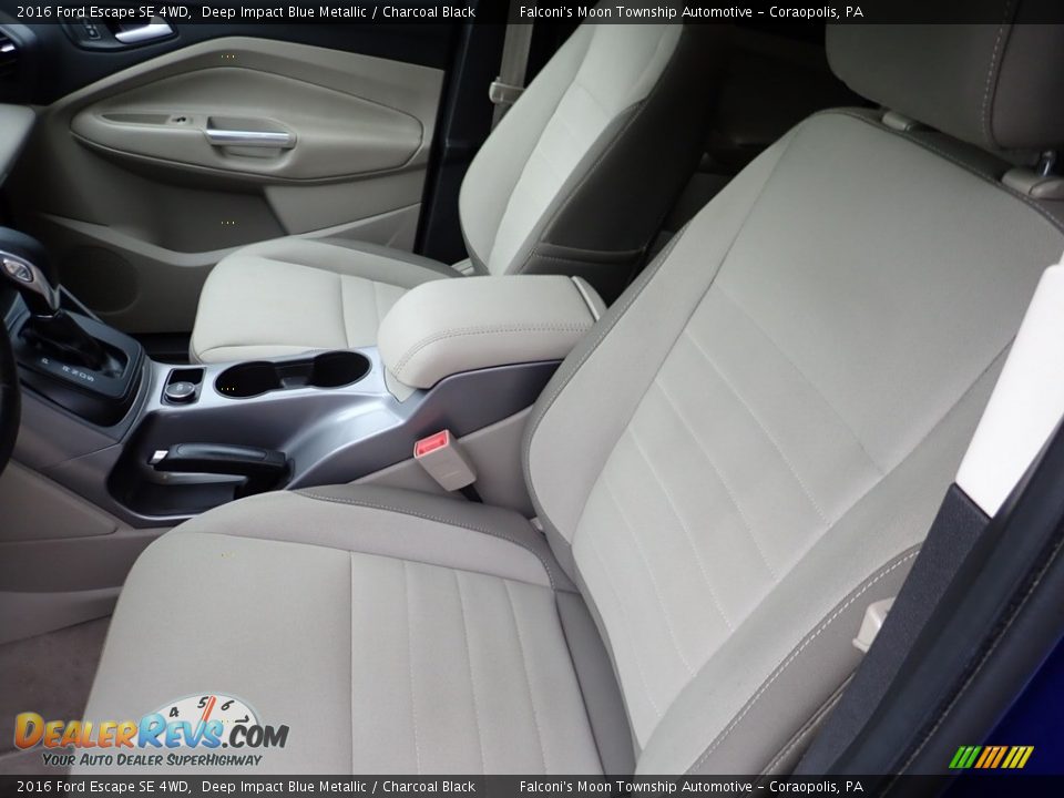 2016 Ford Escape SE 4WD Deep Impact Blue Metallic / Charcoal Black Photo #15