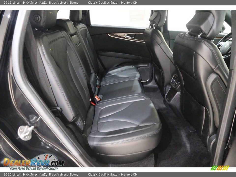 Rear Seat of 2016 Lincoln MKX Select AWD Photo #15