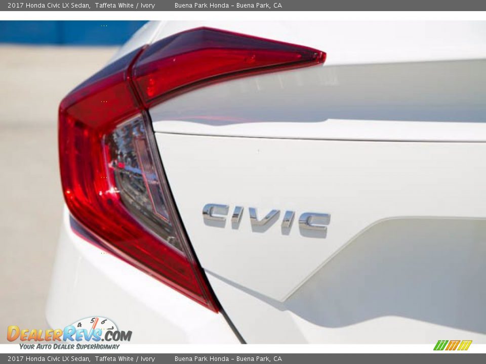 2017 Honda Civic LX Sedan Taffeta White / Ivory Photo #11