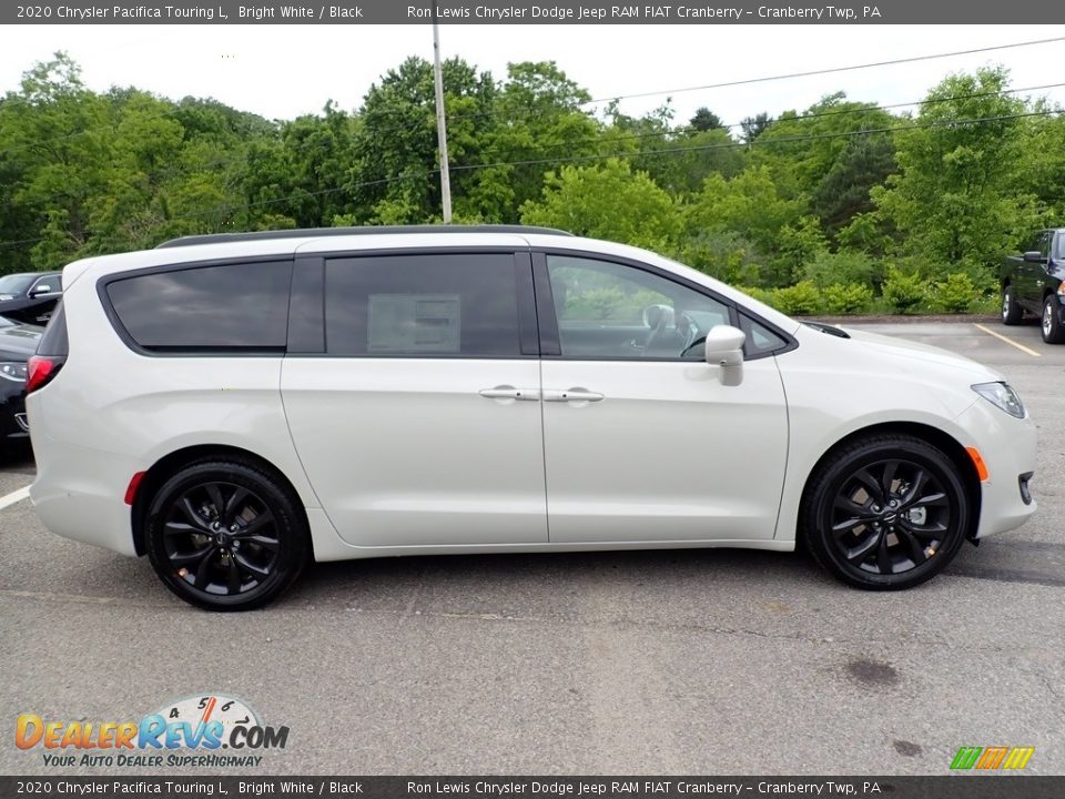 2020 Chrysler Pacifica Touring L Bright White / Black Photo #7