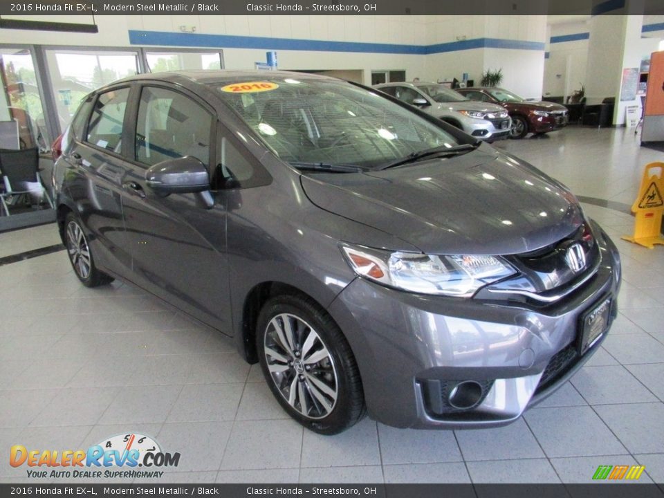 Front 3/4 View of 2016 Honda Fit EX-L Photo #3