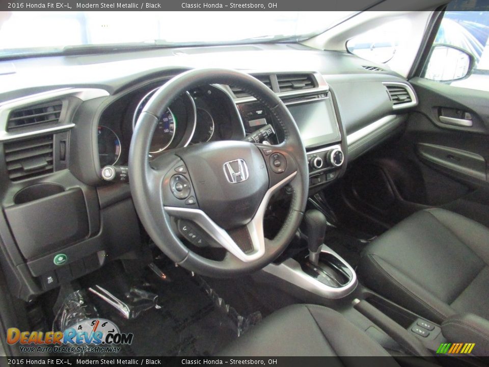 Dashboard of 2016 Honda Fit EX-L Photo #29