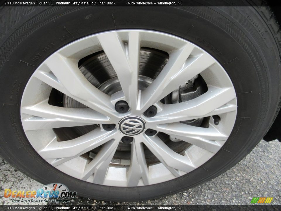 2018 Volkswagen Tiguan SE Platinum Gray Metallic / Titan Black Photo #7