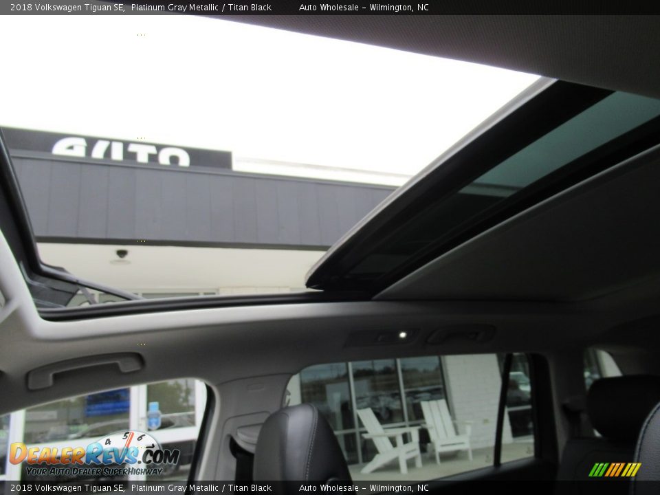 2018 Volkswagen Tiguan SE Platinum Gray Metallic / Titan Black Photo #14