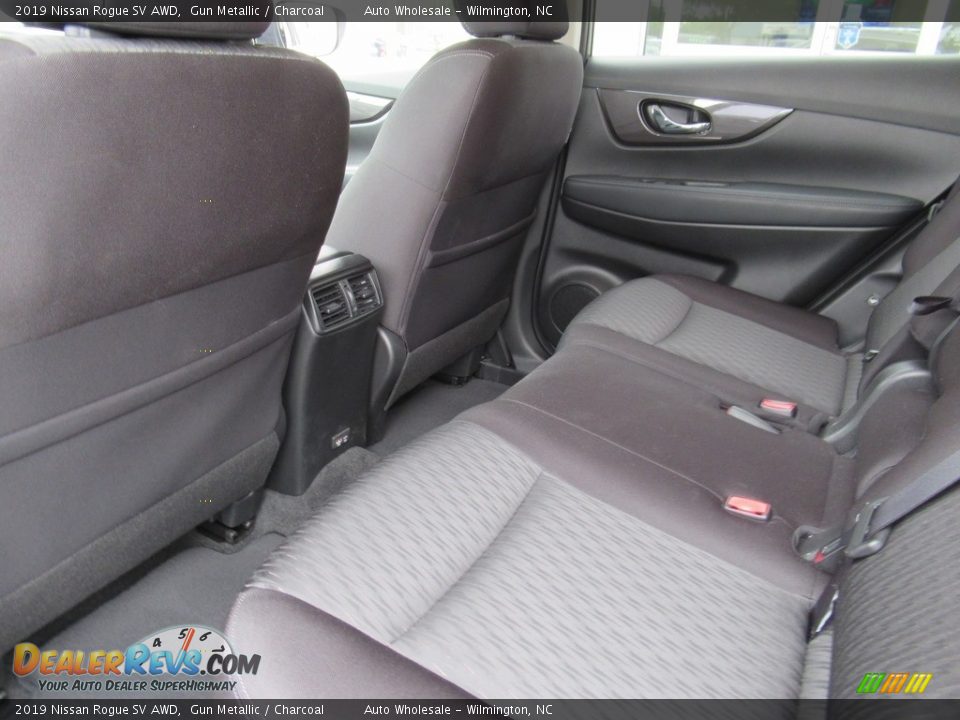 2019 Nissan Rogue SV AWD Gun Metallic / Charcoal Photo #10