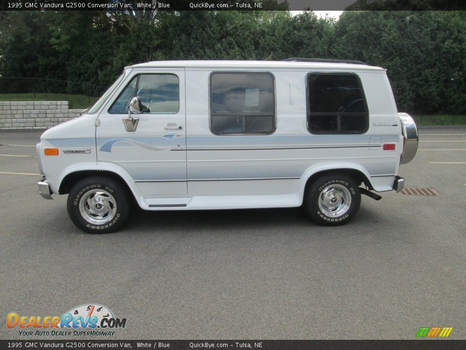 1995 GMC Vandura G2500 Conversion Van White / Blue Photo #14