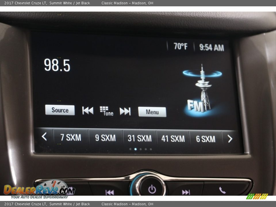 2017 Chevrolet Cruze LT Summit White / Jet Black Photo #11