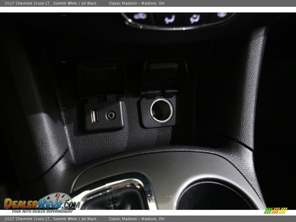2017 Chevrolet Cruze LT Summit White / Jet Black Photo #14
