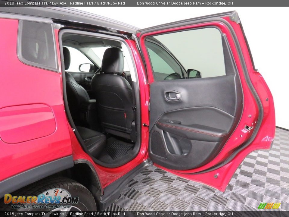 2018 Jeep Compass Trailhawk 4x4 Redline Pearl / Black/Ruby Red Photo #29