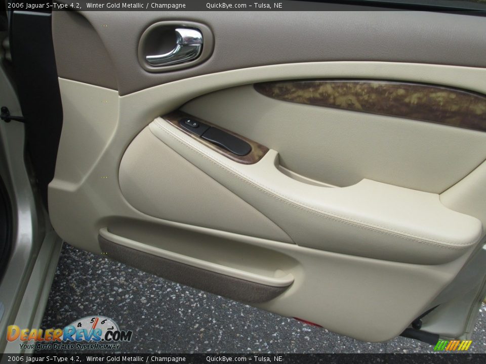 2006 Jaguar S-Type 4.2 Winter Gold Metallic / Champagne Photo #13