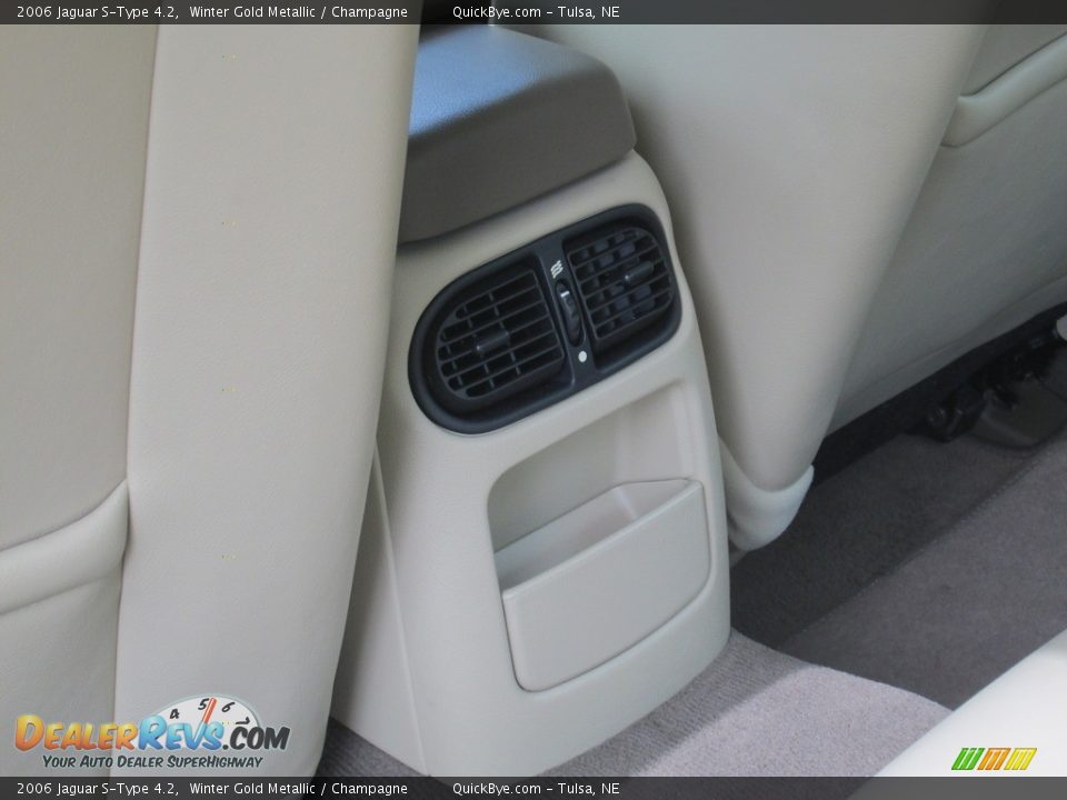 2006 Jaguar S-Type 4.2 Winter Gold Metallic / Champagne Photo #19