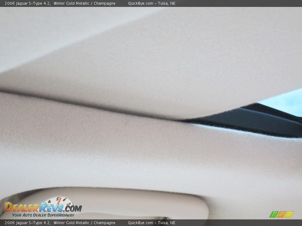 2006 Jaguar S-Type 4.2 Winter Gold Metallic / Champagne Photo #22